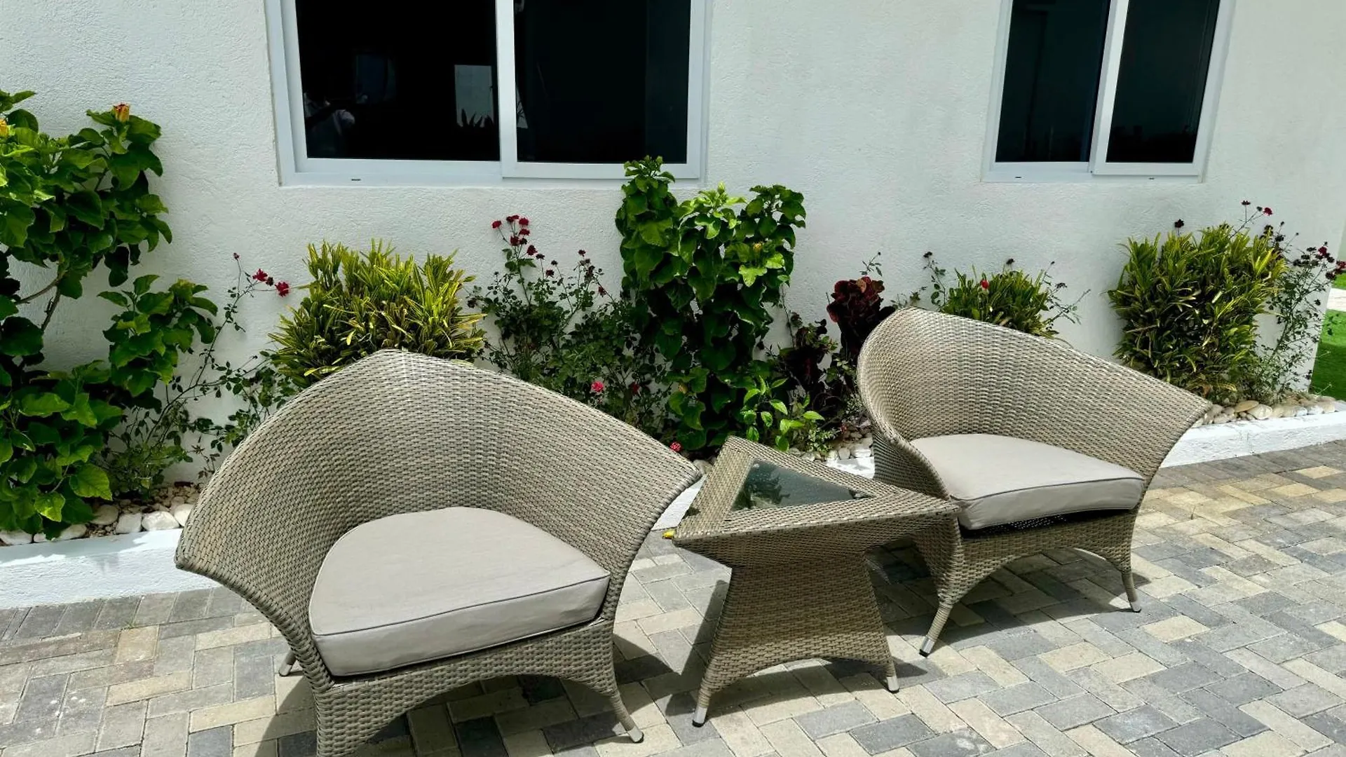 Hospitality Expert Bts 8 - Pool Beach & Bar Montego Bay 0*,