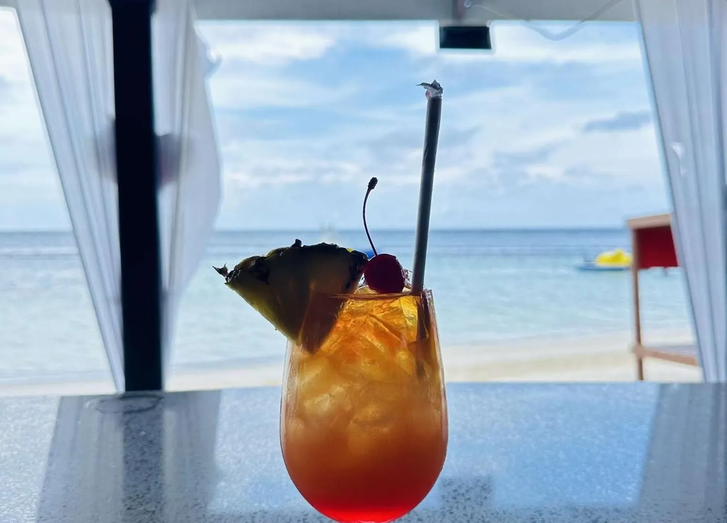 Hospitality Expert Bts 8 - Pool Beach & Bar Montego Bay Inn