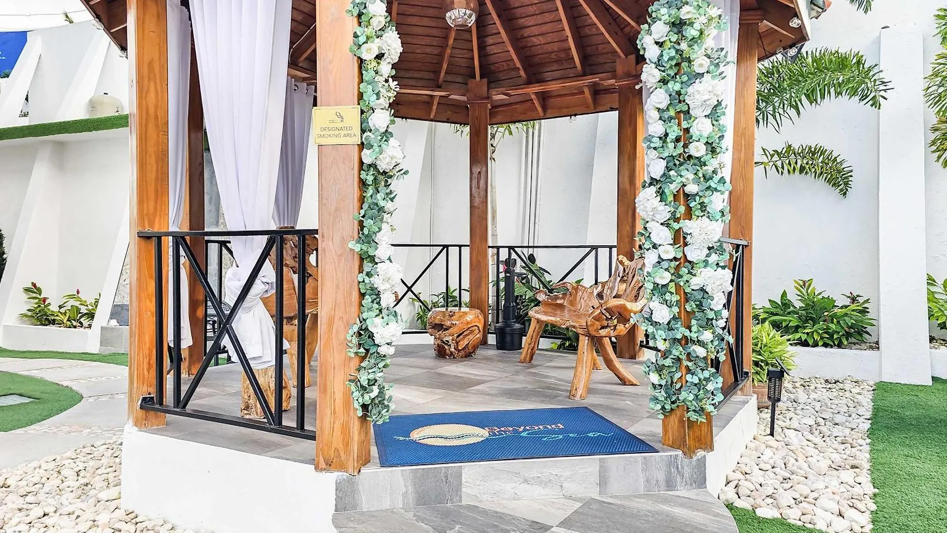 Zajazd Hospitality Expert Bts 8 - Pool Beach & Bar Montego Bay Jamajka